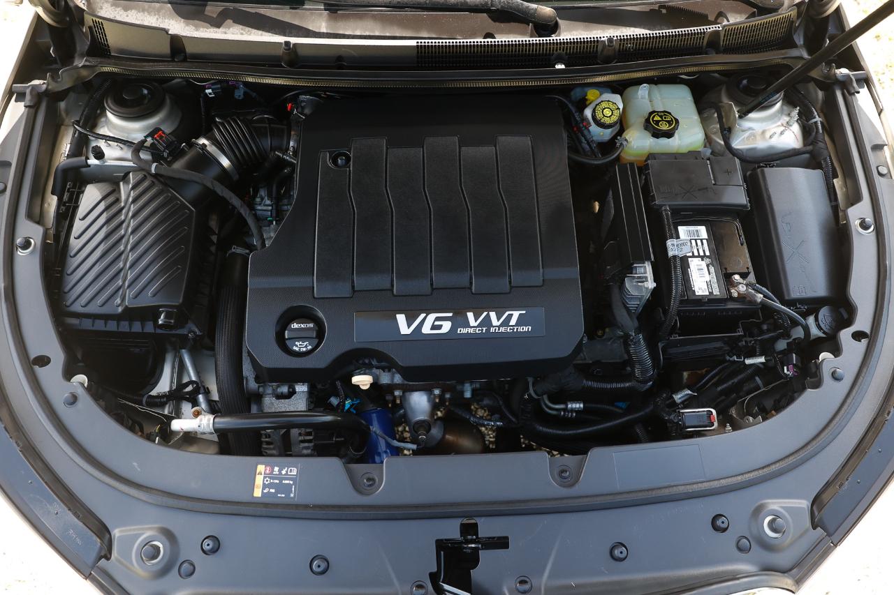 Buick LaCrosse photo 20