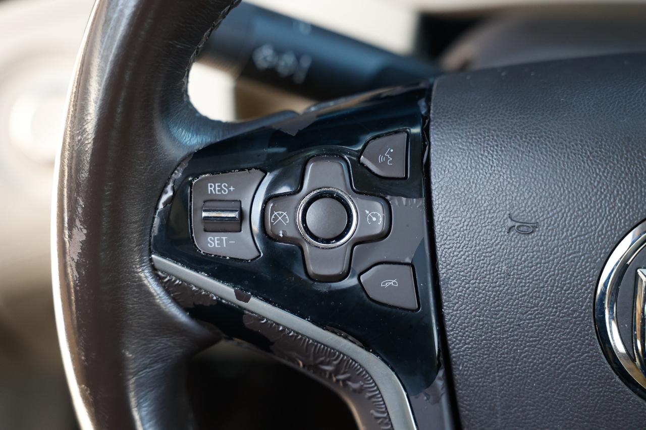 Buick LaCrosse photo 25