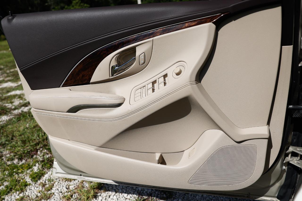Buick LaCrosse photo 40