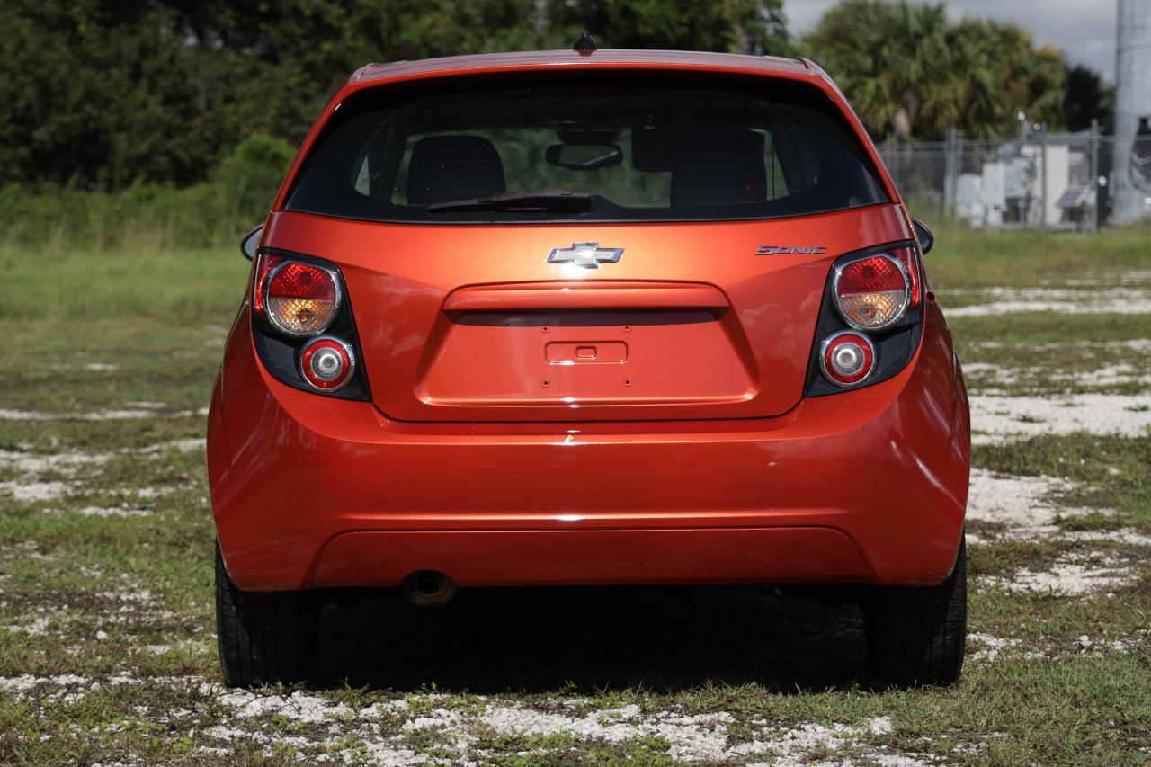 Chevrolet Sonic photo 7