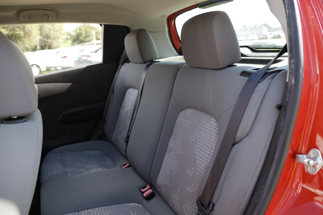 Chevrolet Sonic photo 8