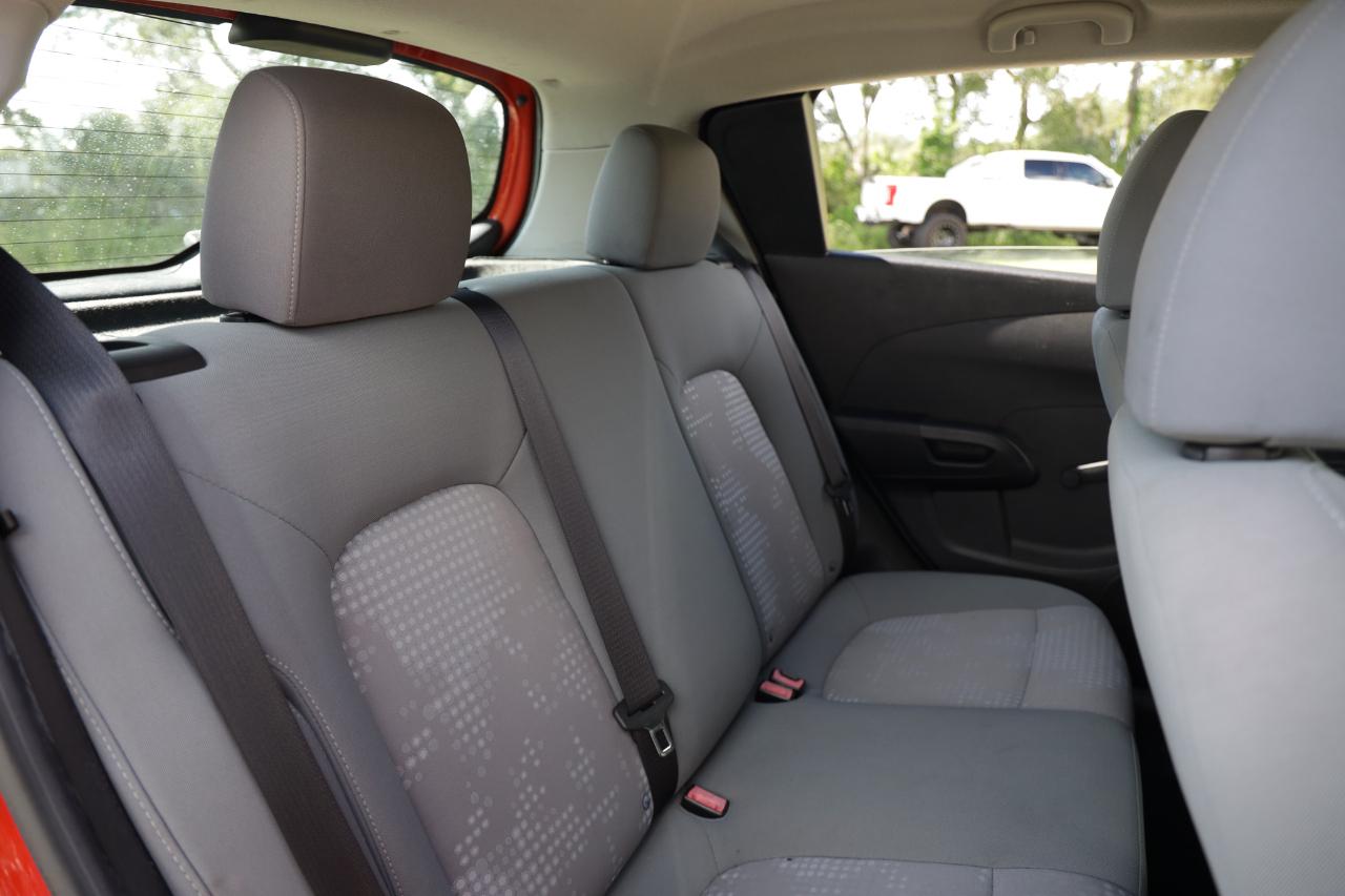 Chevrolet Sonic photo 14