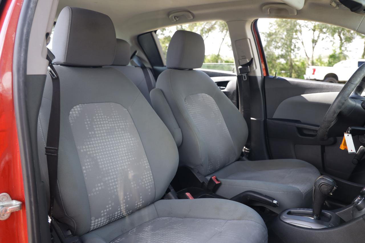 Chevrolet Sonic photo 16
