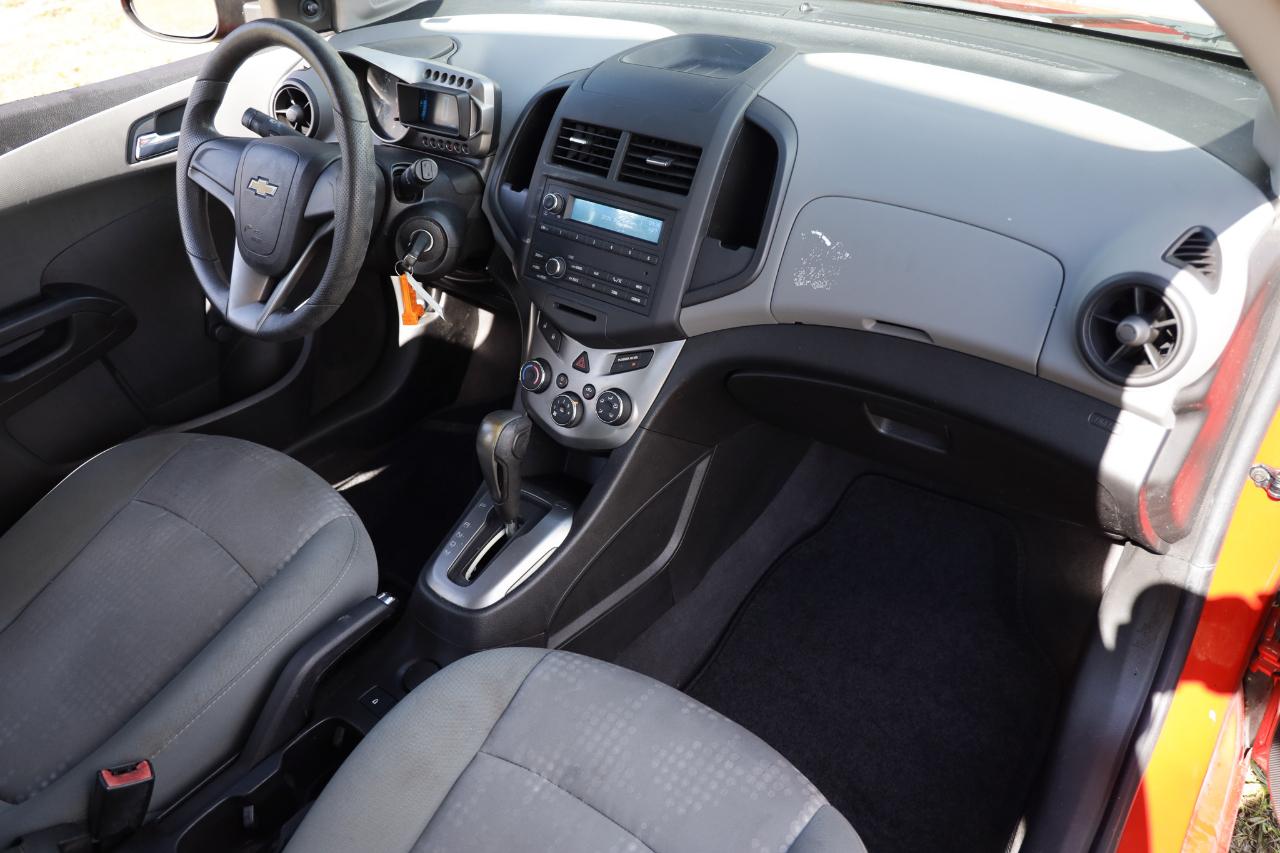 Chevrolet Sonic photo 18
