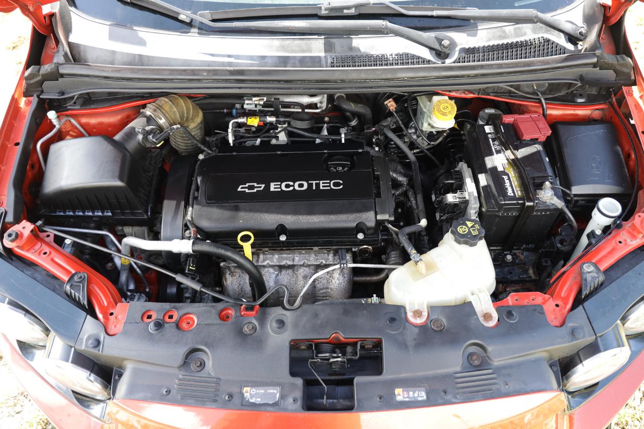 Chevrolet Sonic photo 20