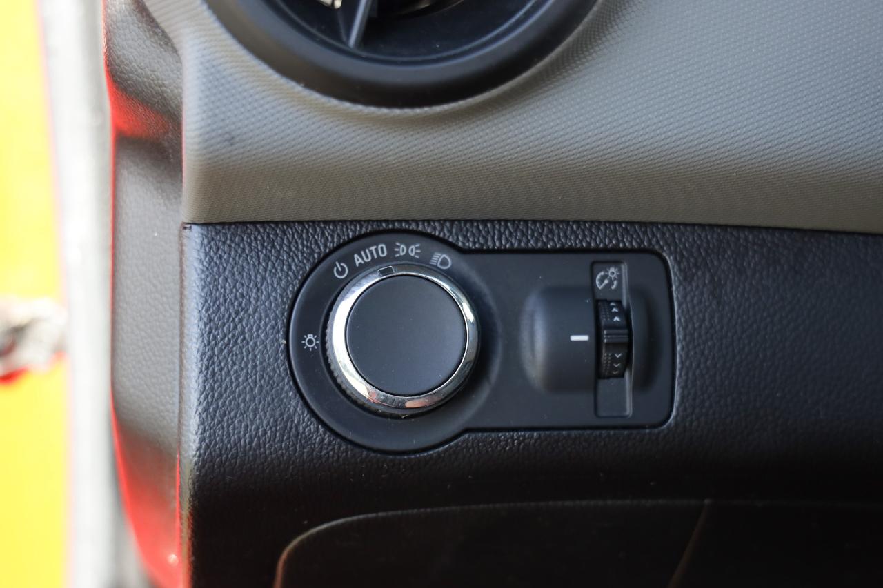 Chevrolet Sonic photo 40