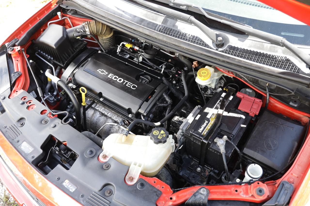 Chevrolet Sonic photo 43
