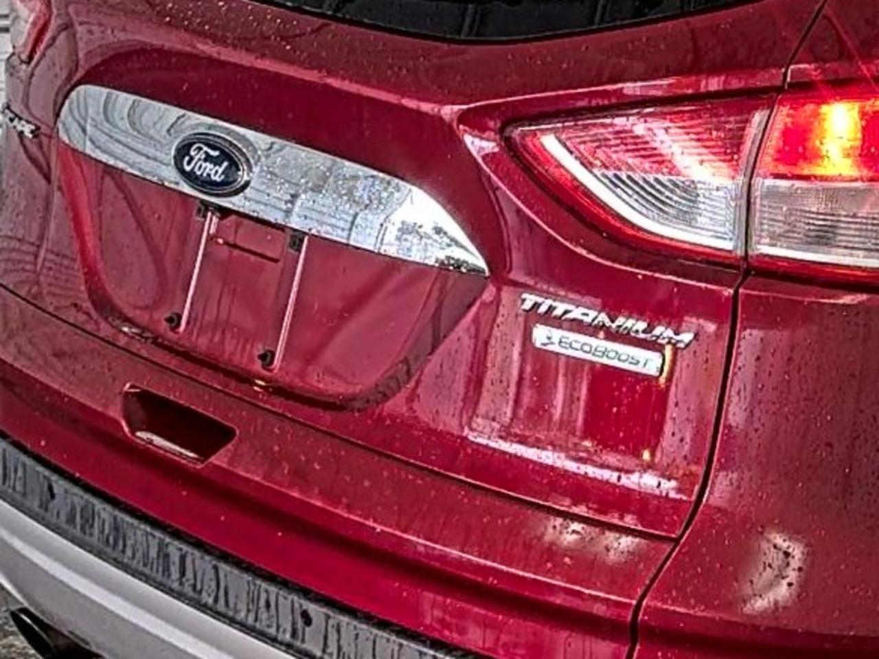 Ford Escape  2014