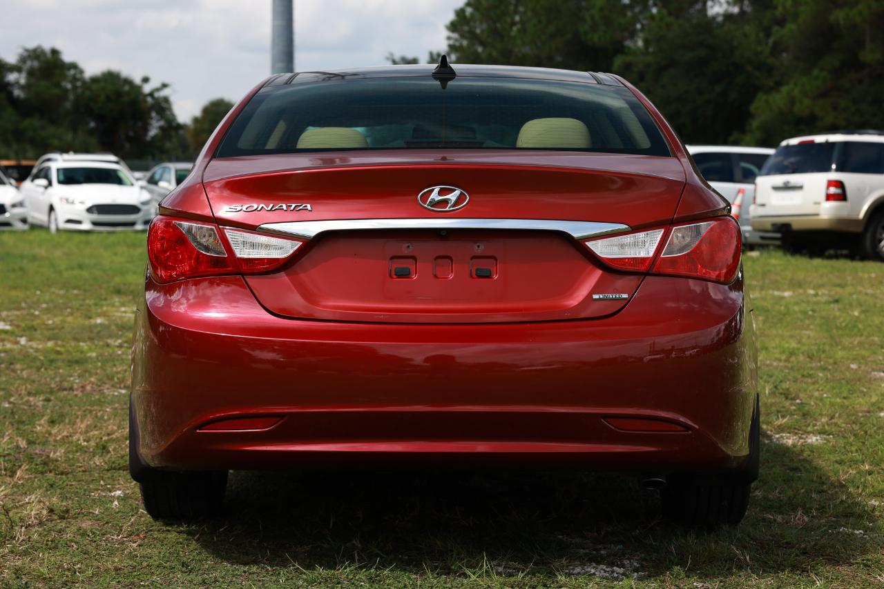 Hyundai Sonata  2013