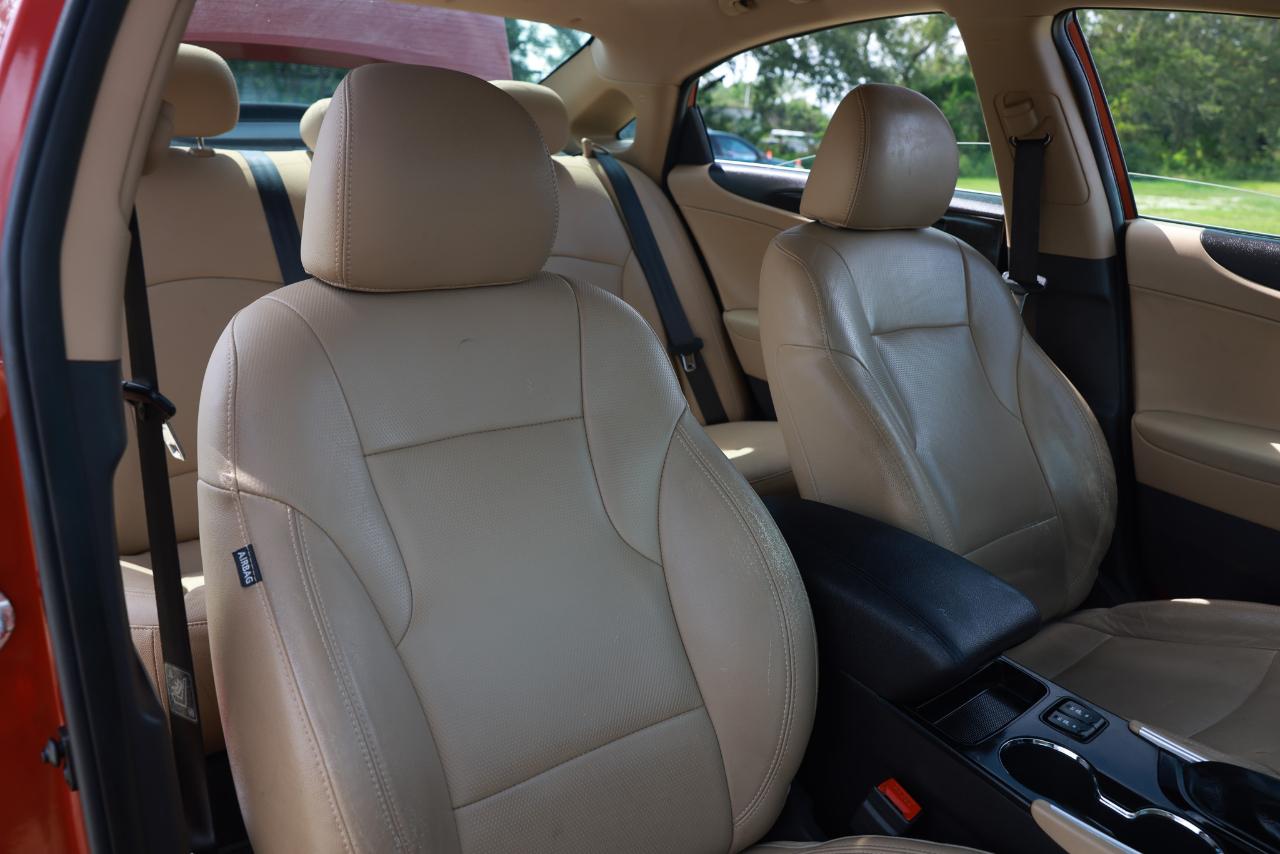 Hyundai Sonata  2013