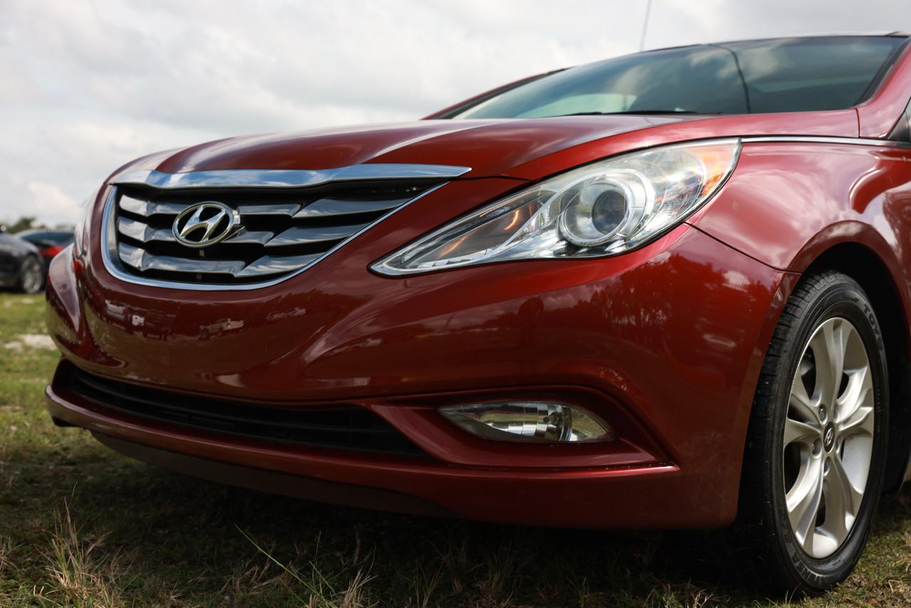 Hyundai Sonata  2013