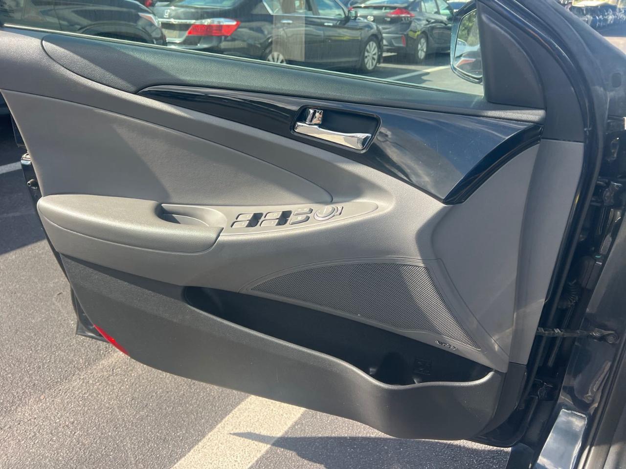 Hyundai Sonata  2013