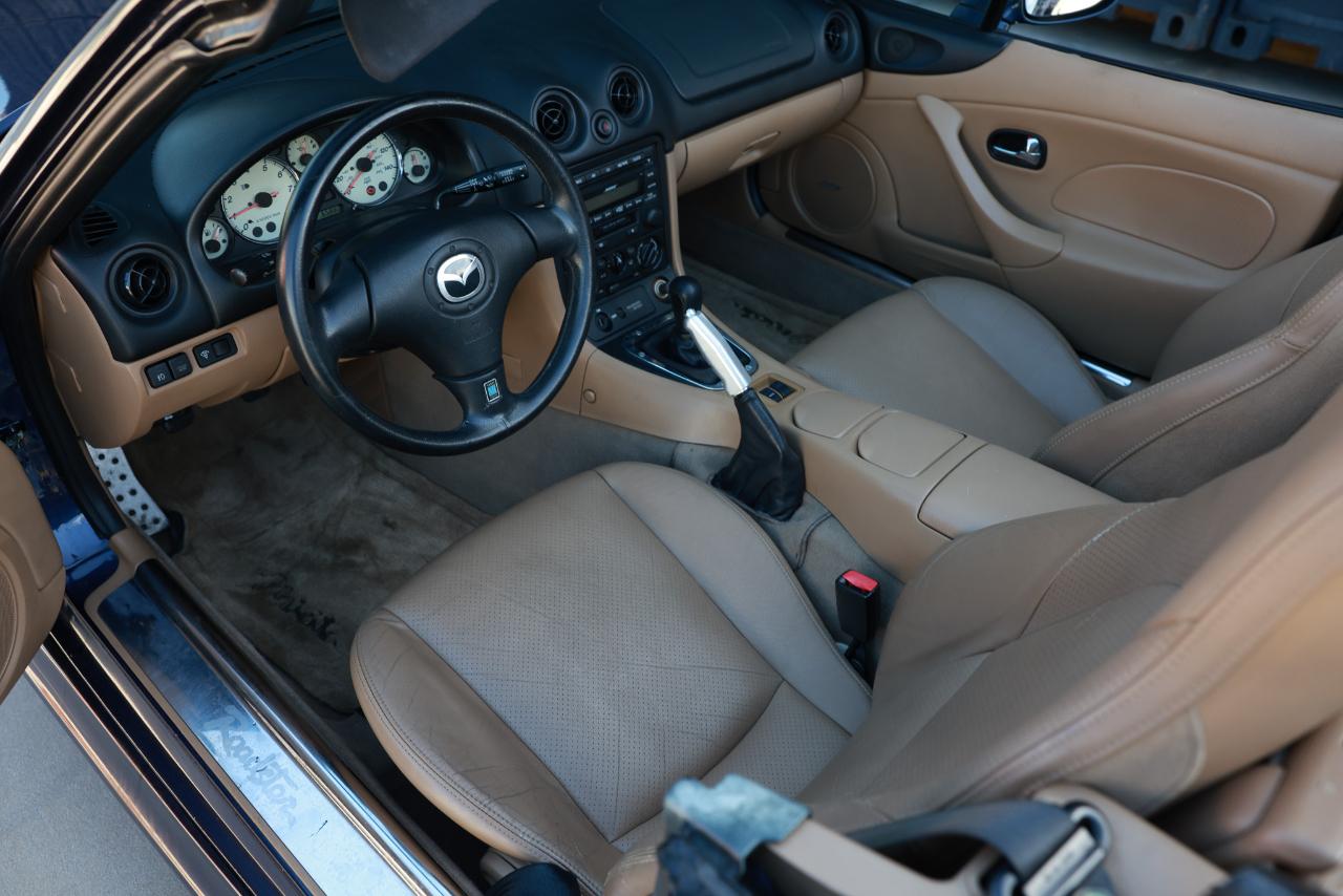 Mazda MX-5 Miata  2001