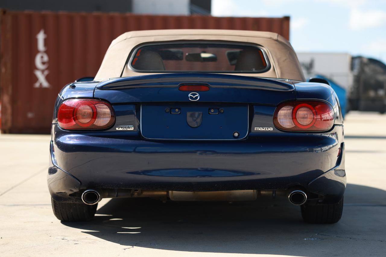 Mazda MX-5 Miata  2001