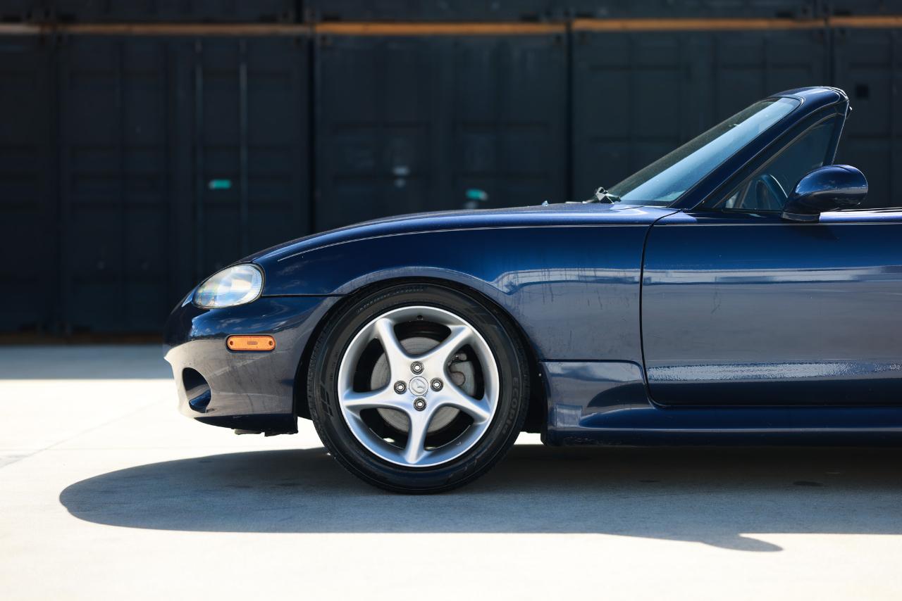Mazda MX-5 Miata  2001
