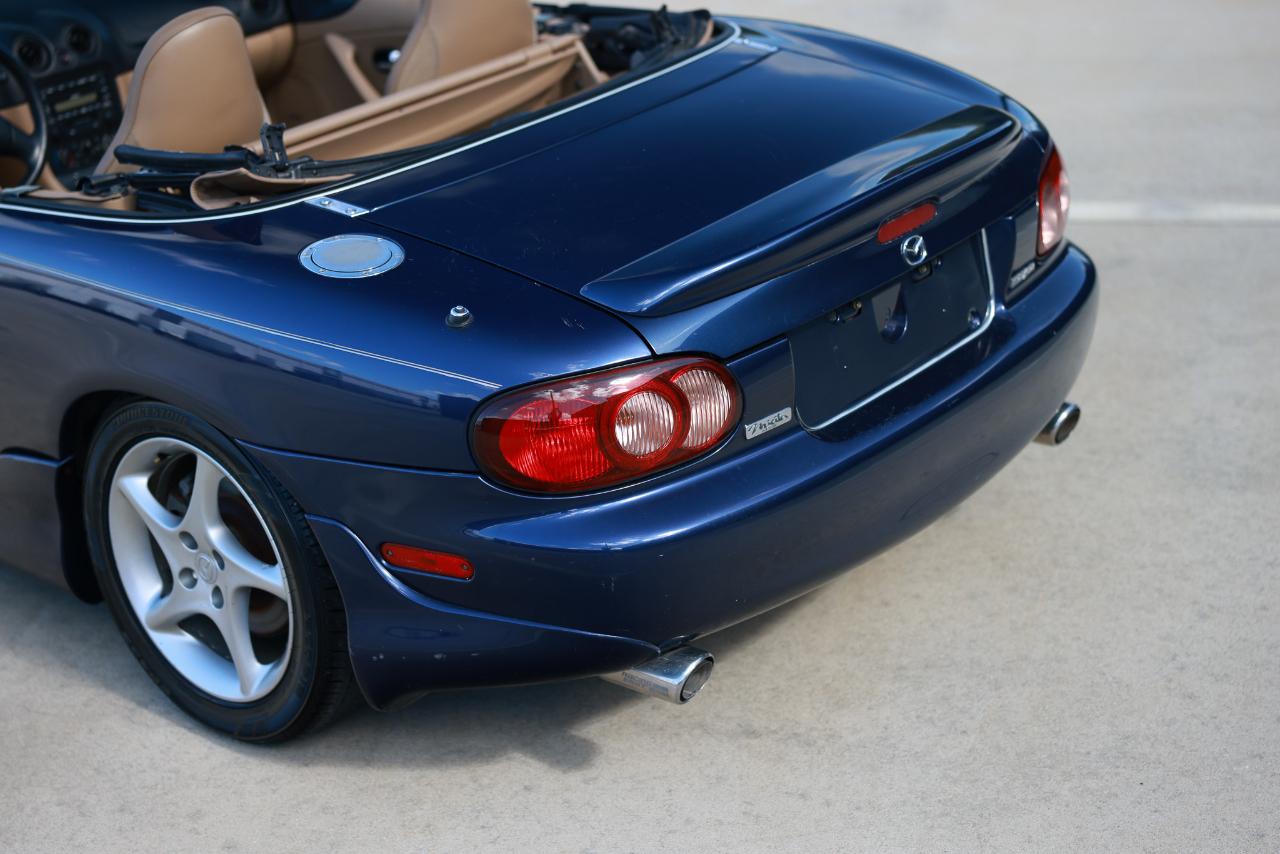 Mazda MX-5 Miata  2001