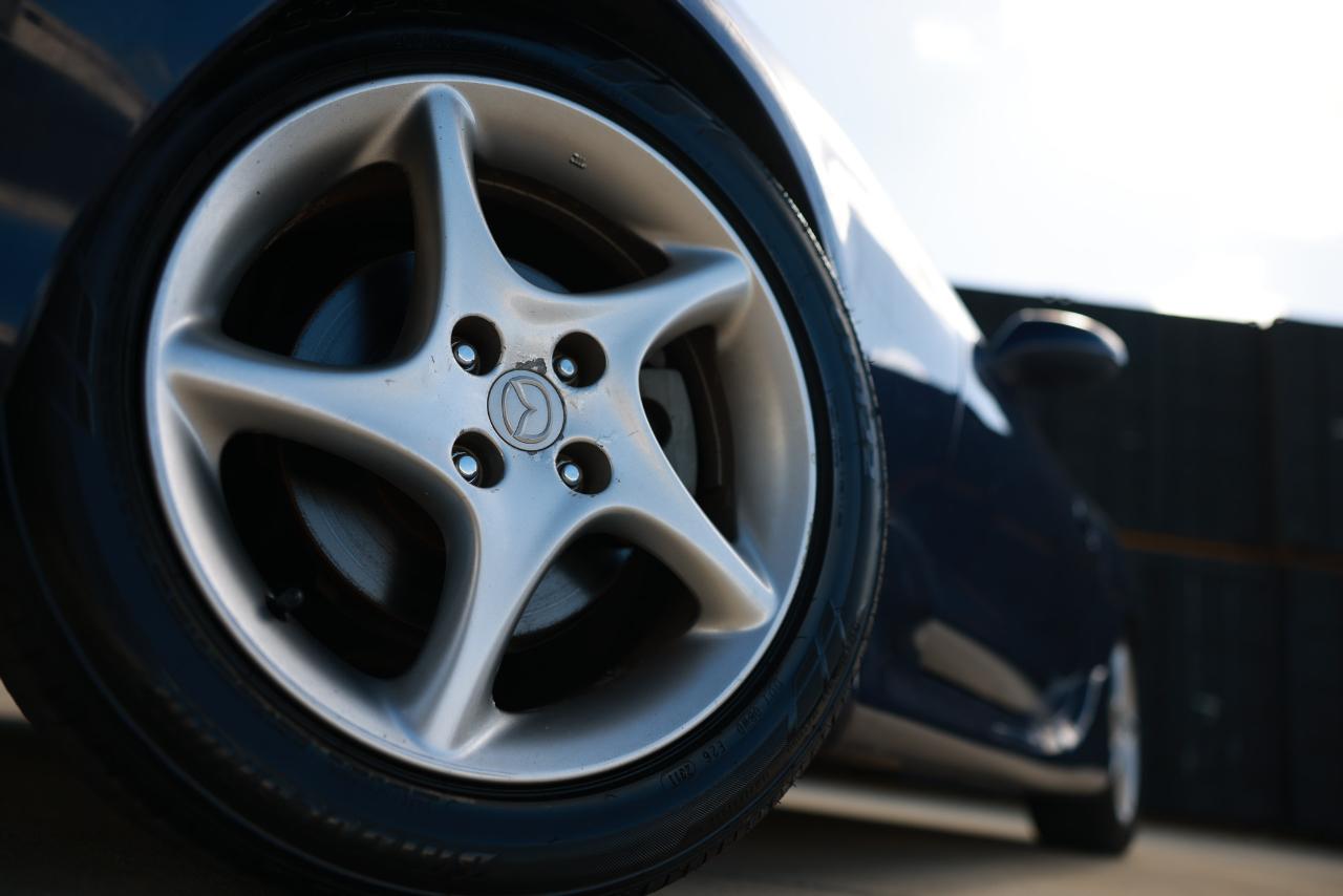 Mazda MX-5 Miata  2001