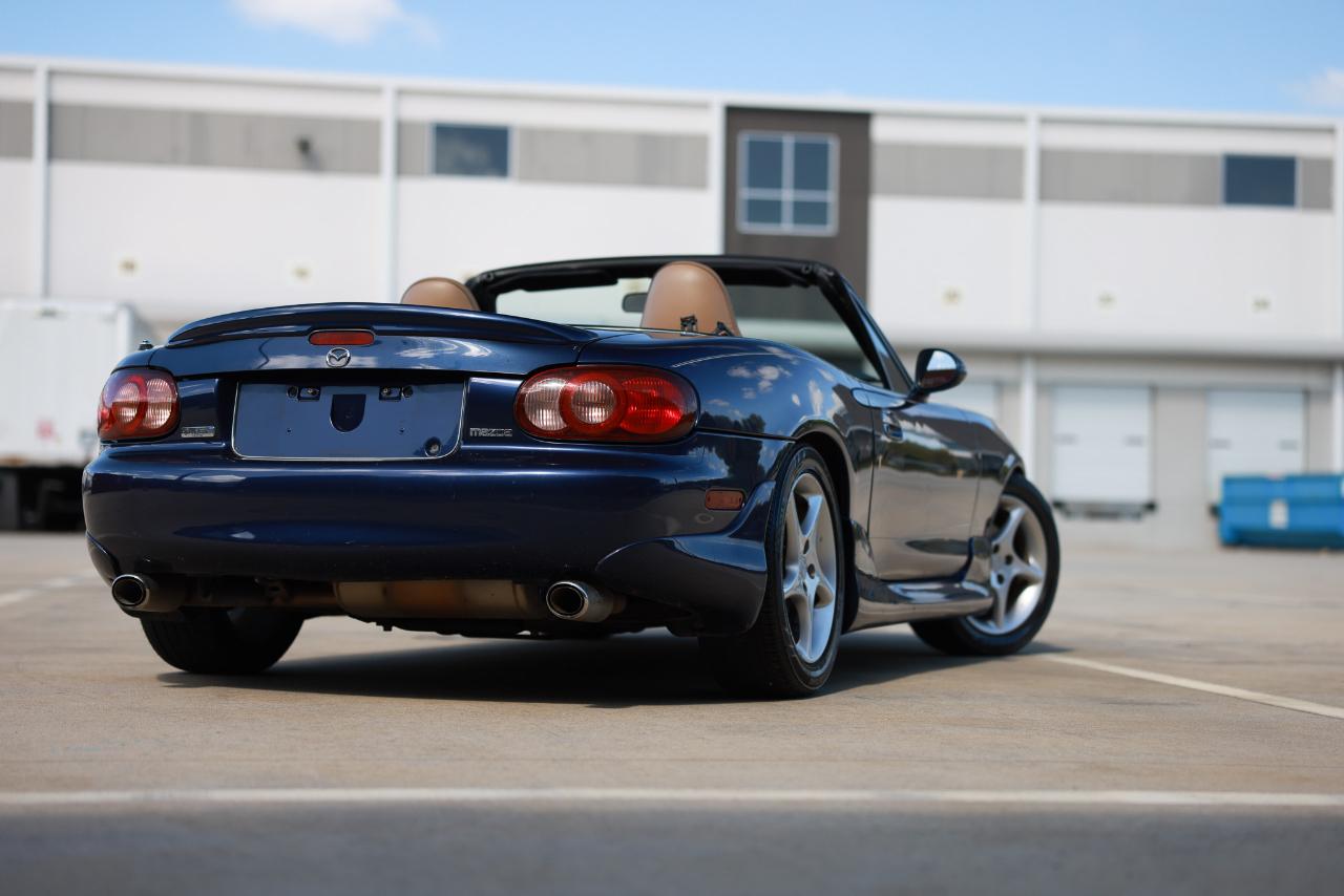 Mazda MX-5 Miata  2001