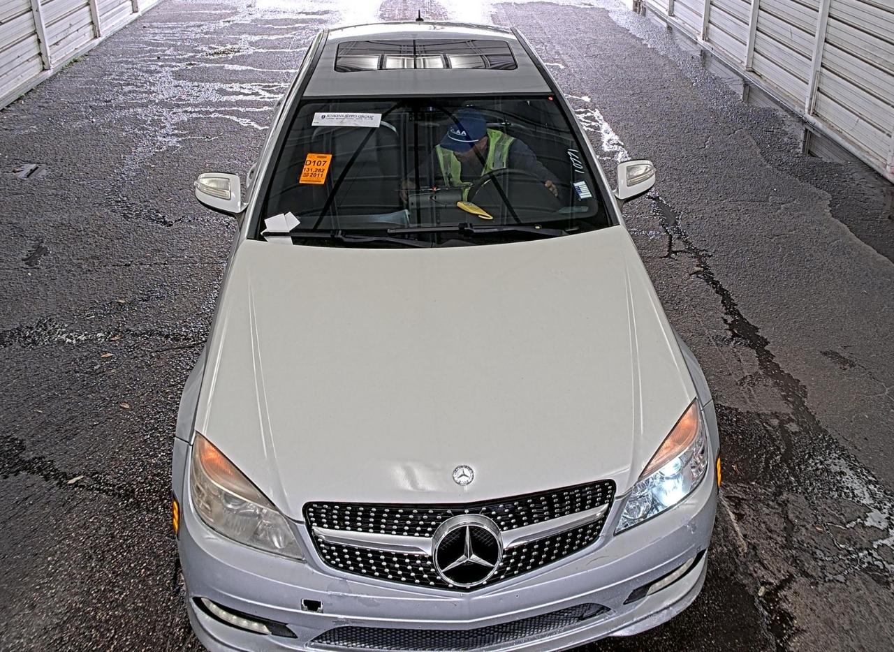 Mercedes-Benz C-Class  2011