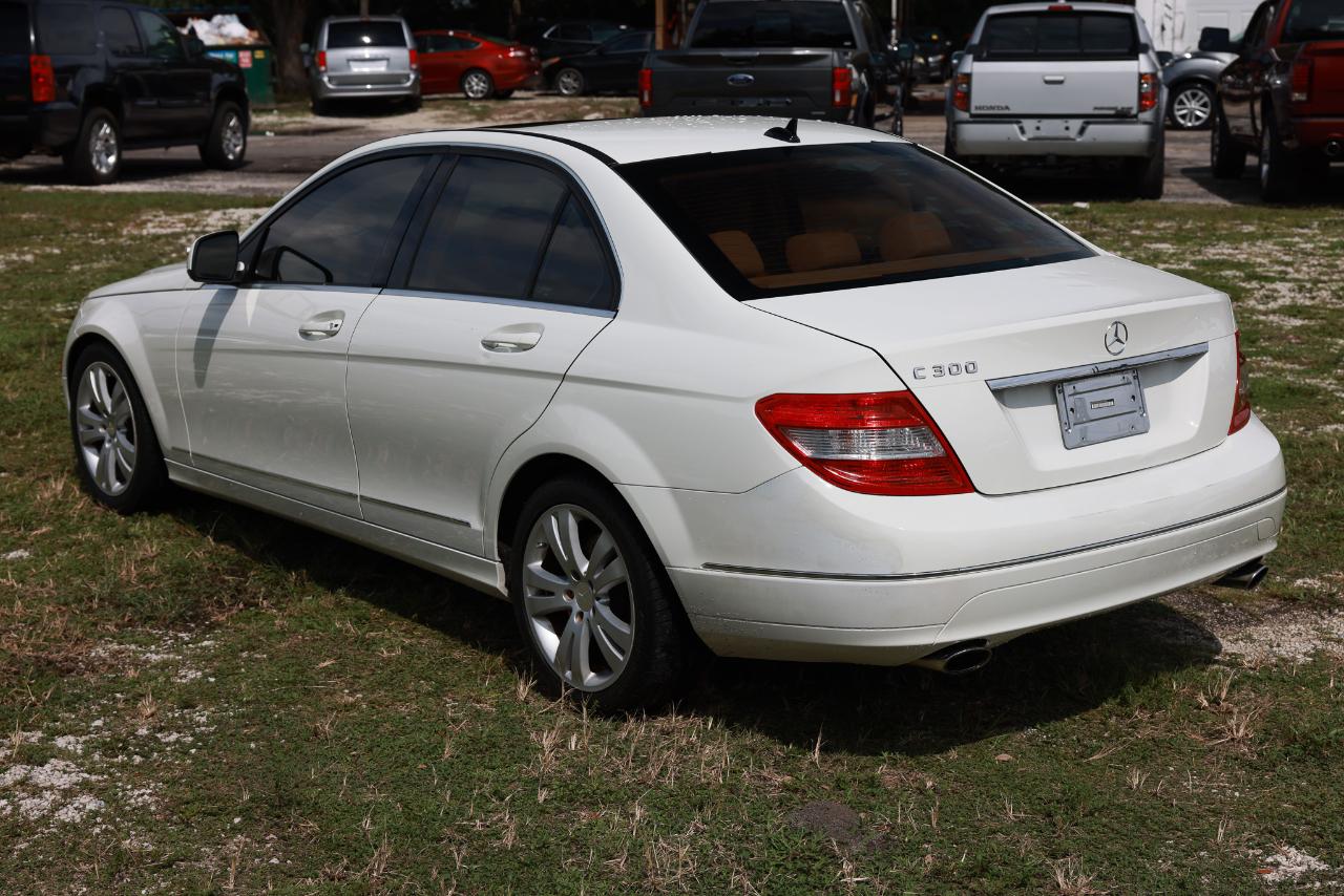 Mercedes-Benz C-Class  2009