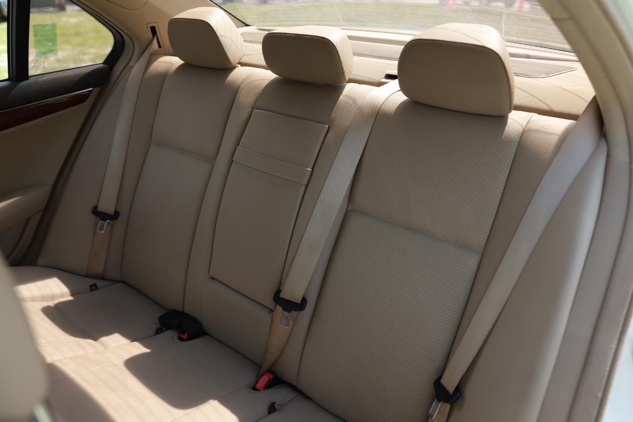 Mercedes-Benz C-Class  2009