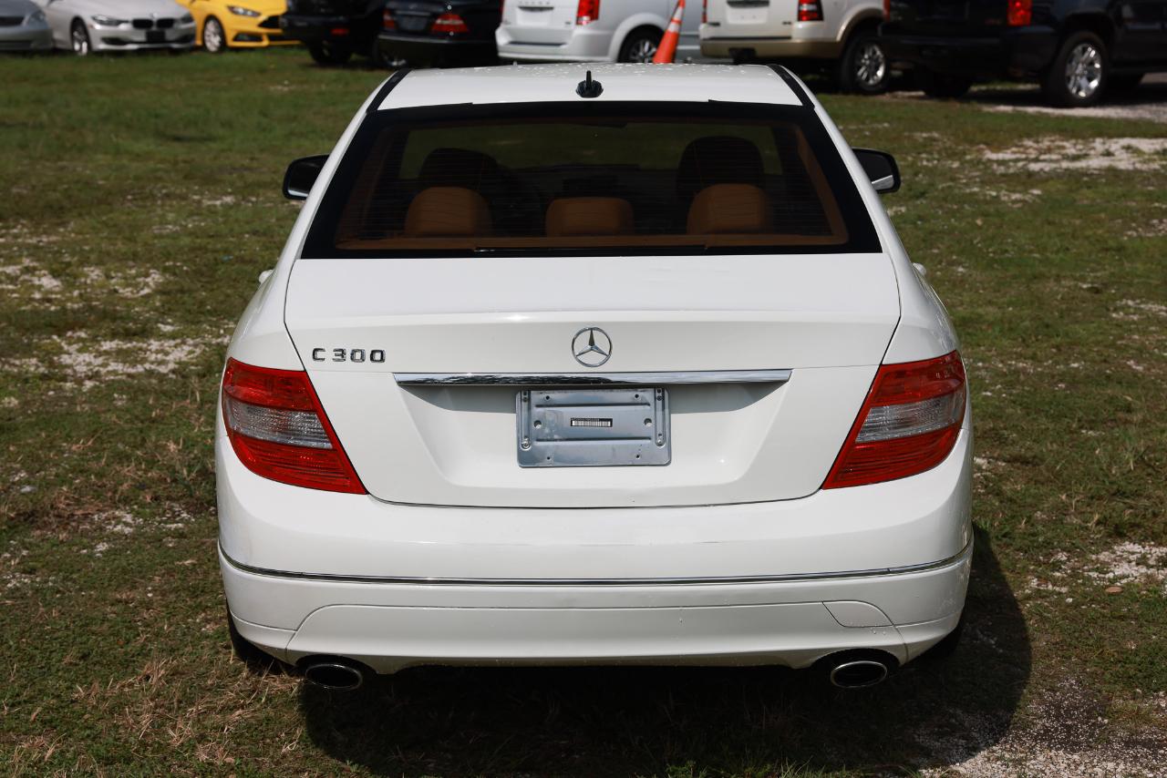Mercedes-Benz C-Class  2009