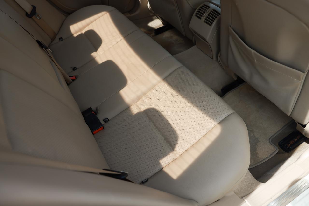 Mercedes-Benz C-Class  2009