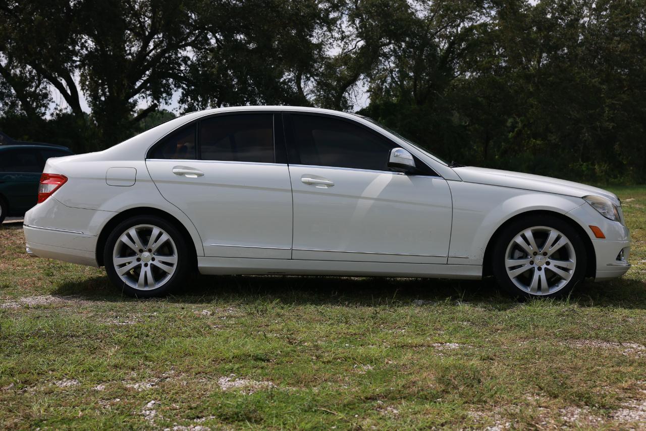 Mercedes-Benz C-Class  2009