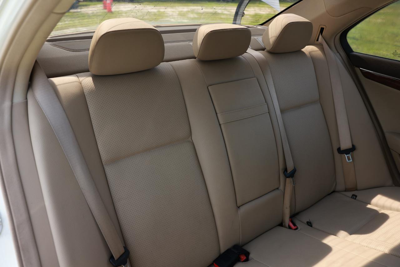 Mercedes-Benz C-Class  2009
