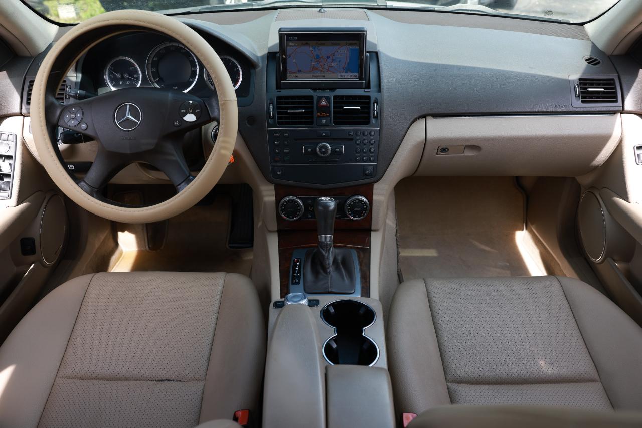 Mercedes-Benz C-Class  2009