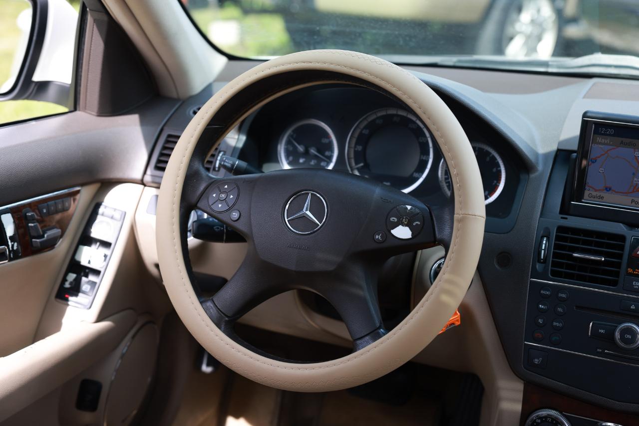 Mercedes-Benz C-Class  2009