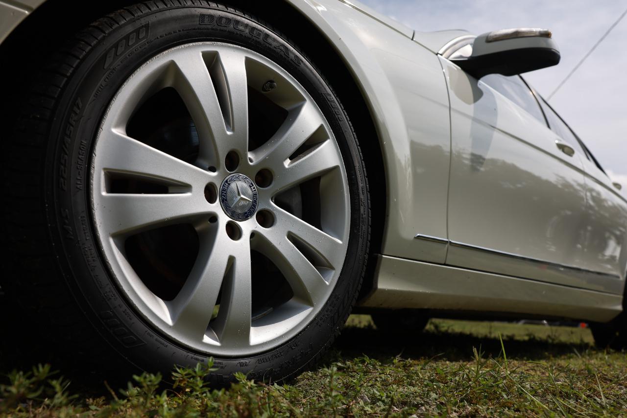 Mercedes-Benz C-Class  2009