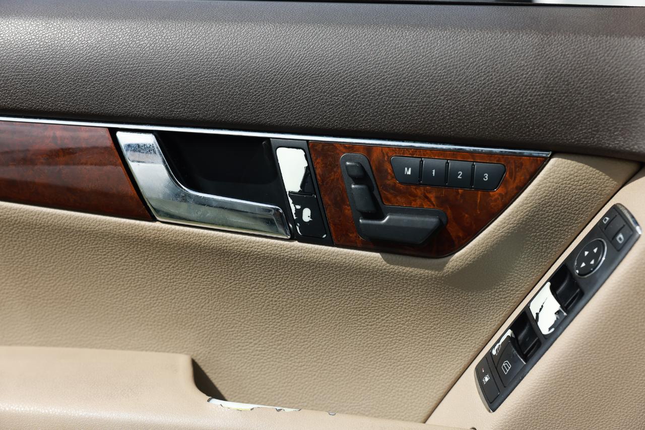 Mercedes-Benz C-Class  2009