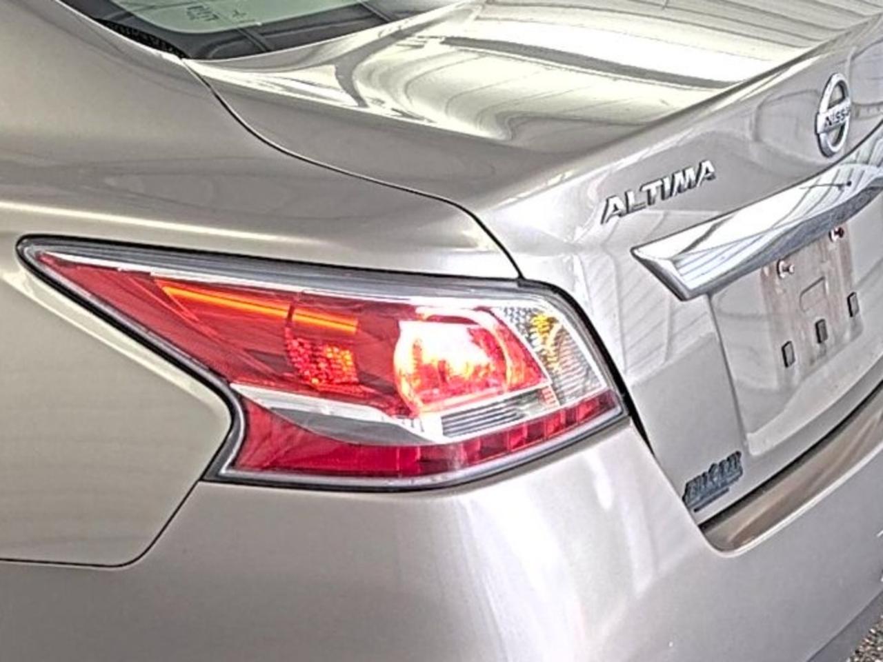Nissan Altima  2014