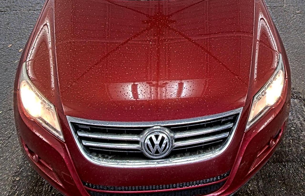 Volkswagen Tiguan  2011