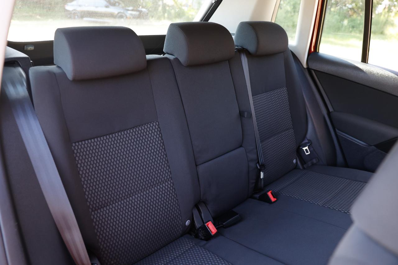 Volkswagen Tiguan  2011