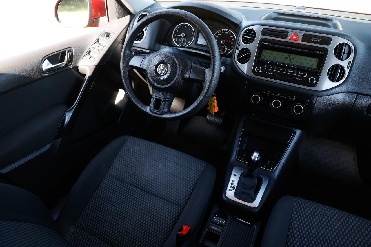 Volkswagen Tiguan  2011