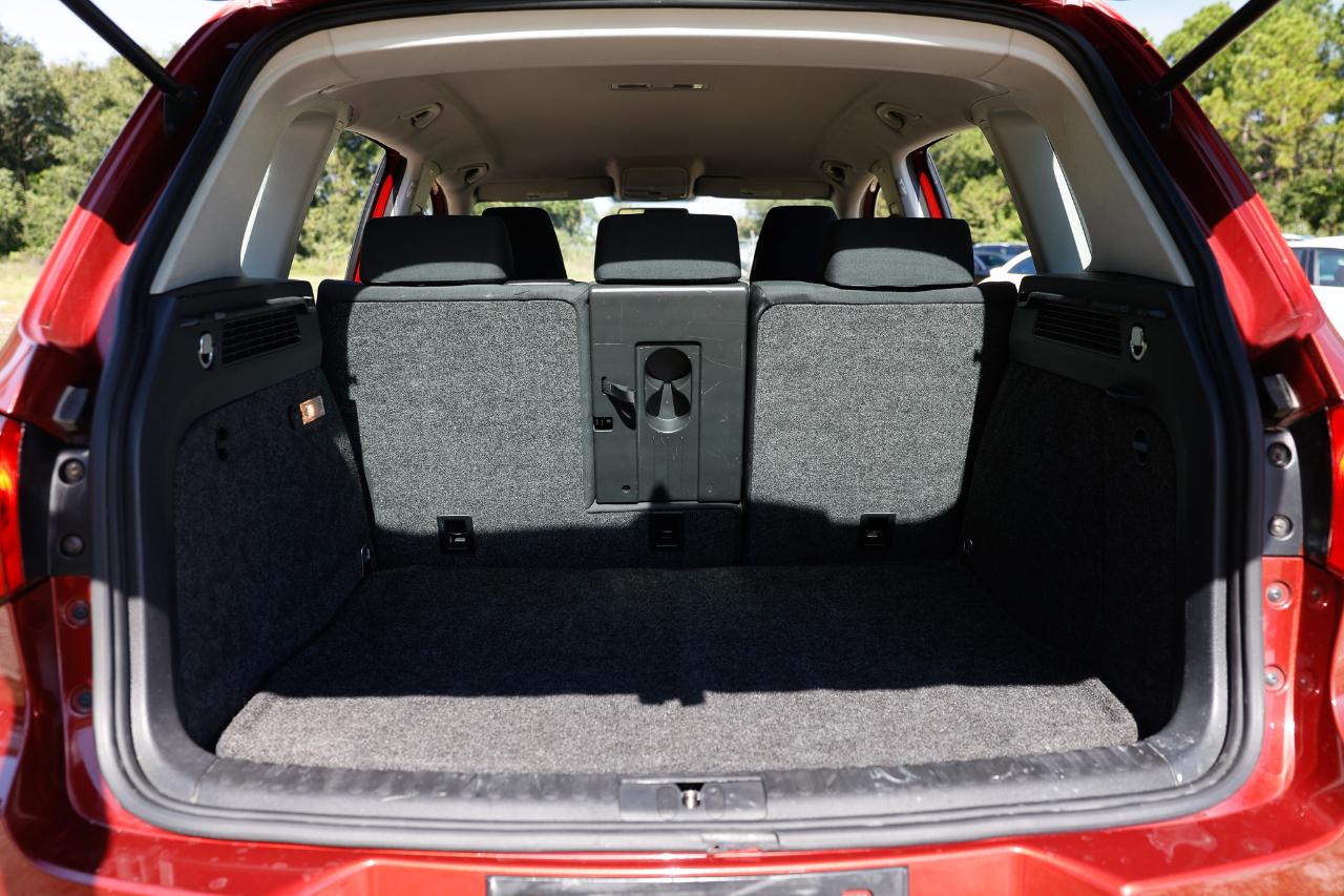Volkswagen Tiguan  2011