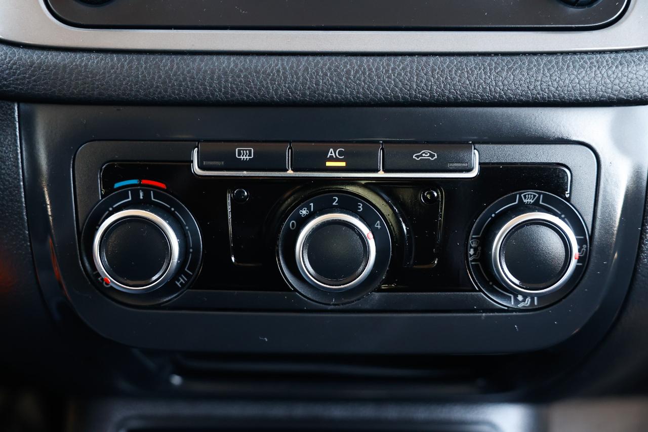 Volkswagen Tiguan  2011