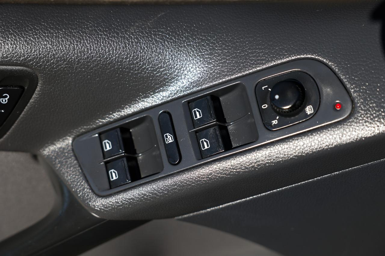 Volkswagen Tiguan  2011