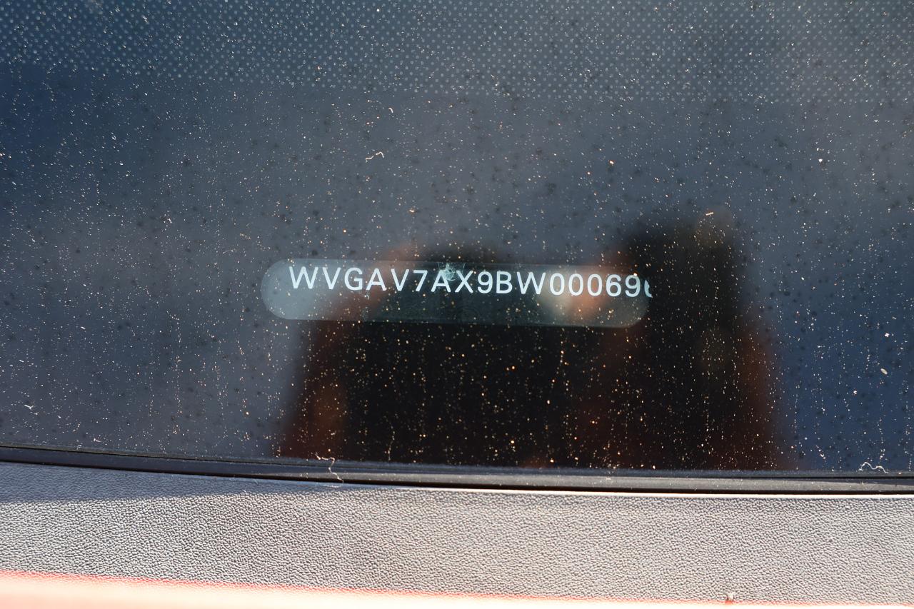 Volkswagen Tiguan  2011