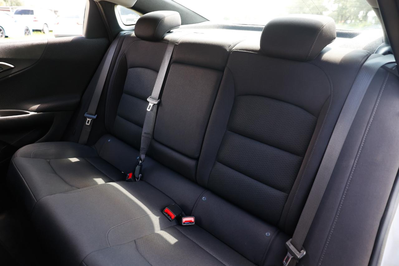Chevrolet Malibu photo 8