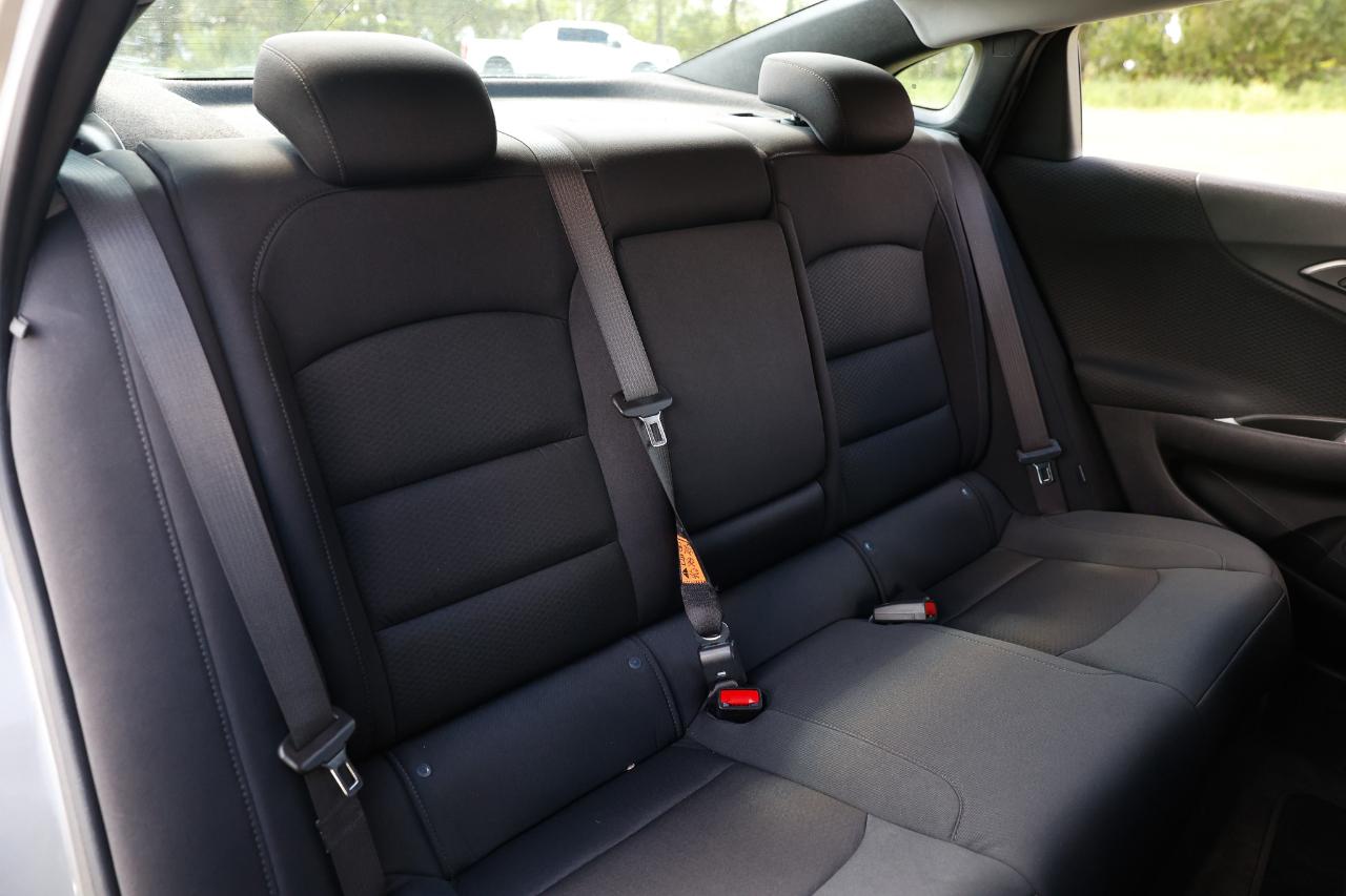 Chevrolet Malibu photo 14
