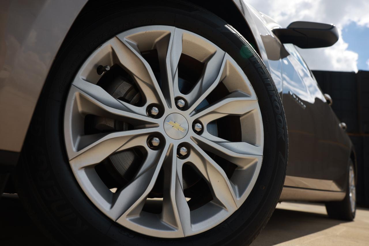Chevrolet Malibu photo 38