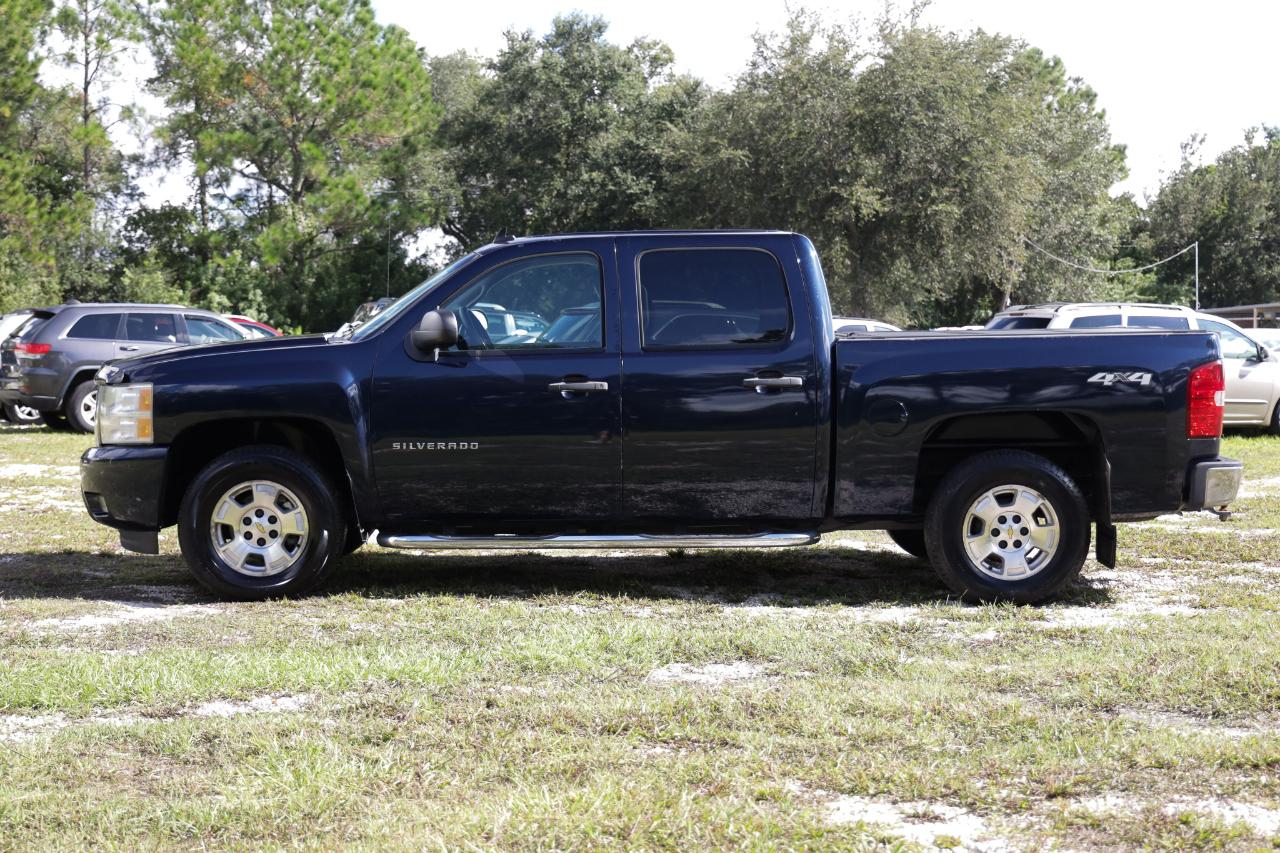 Chevrolet Silverado photo 3