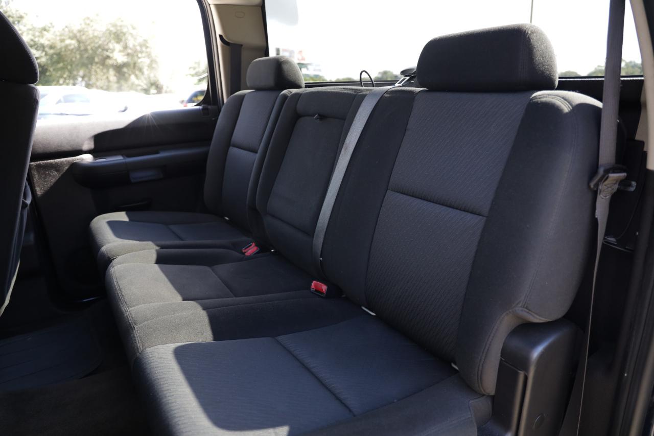 Chevrolet Silverado photo 8
