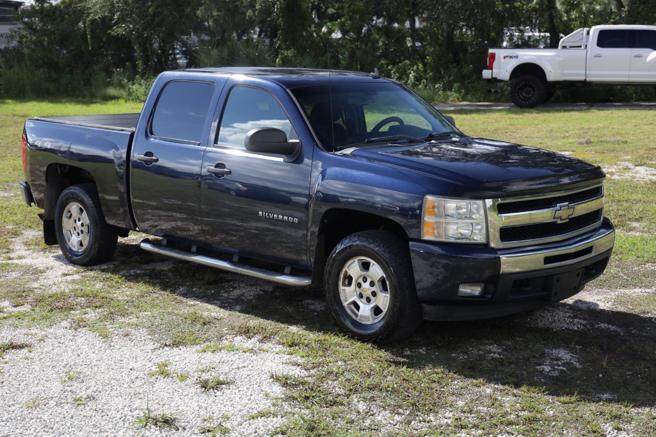 Chevrolet Silverado photo 15