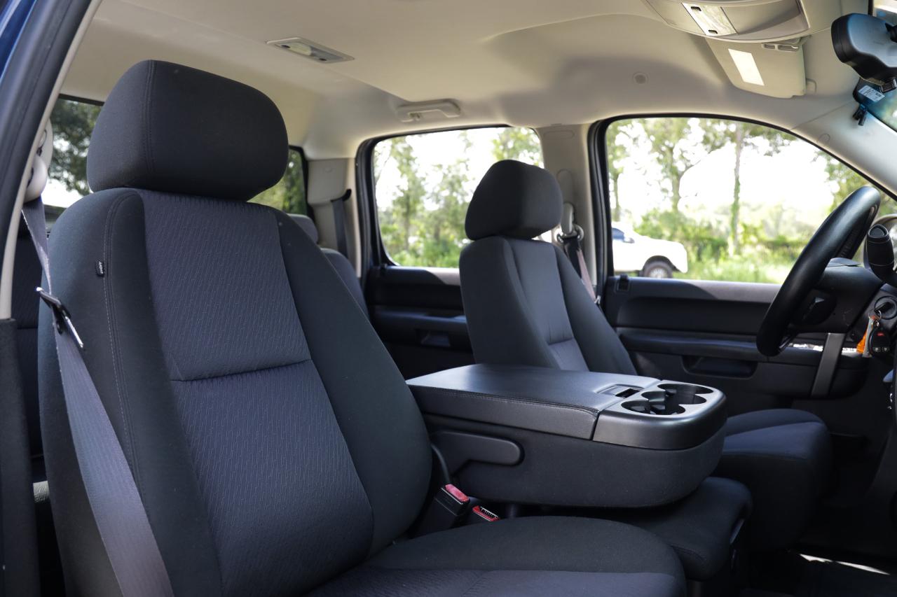 Chevrolet Silverado photo 16