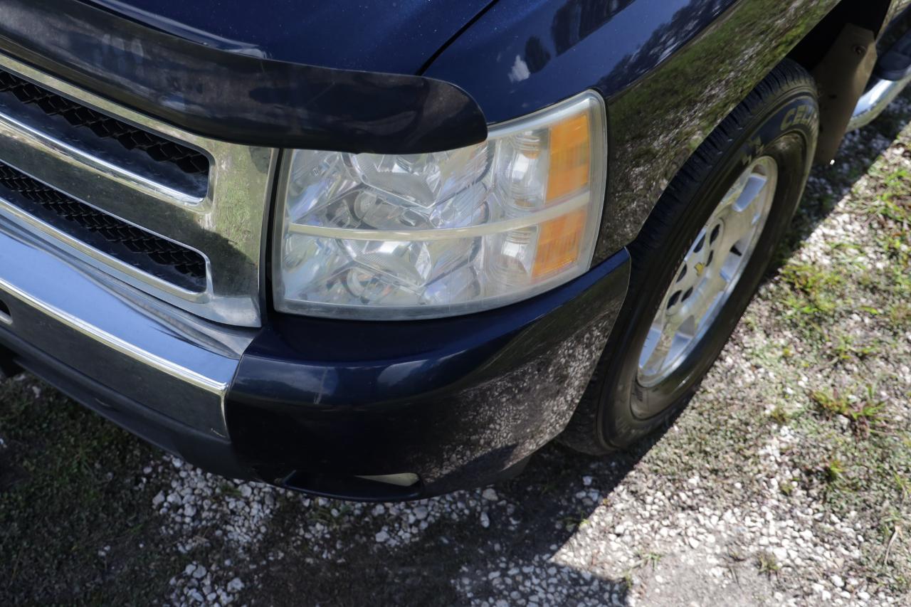 Chevrolet Silverado photo 24