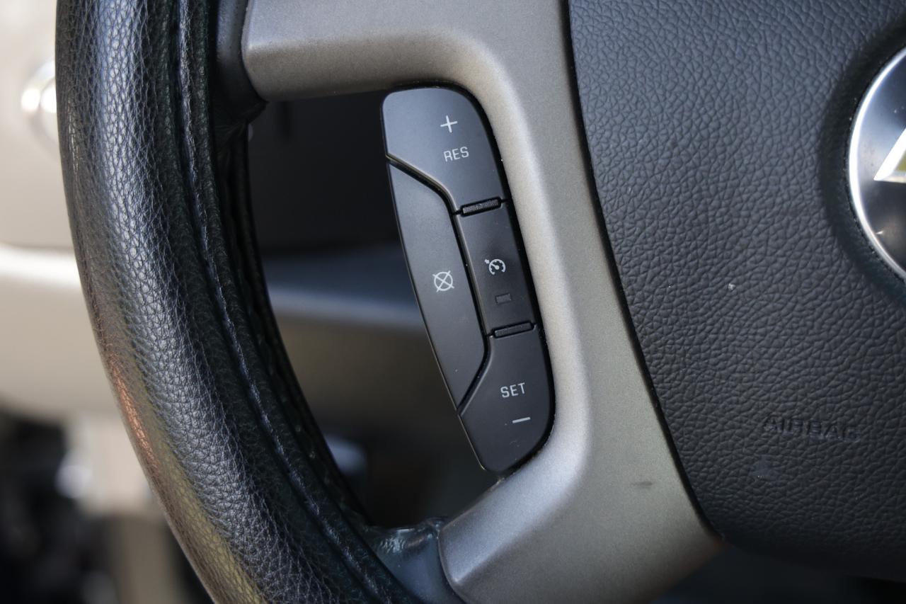 Chevrolet Silverado photo 25